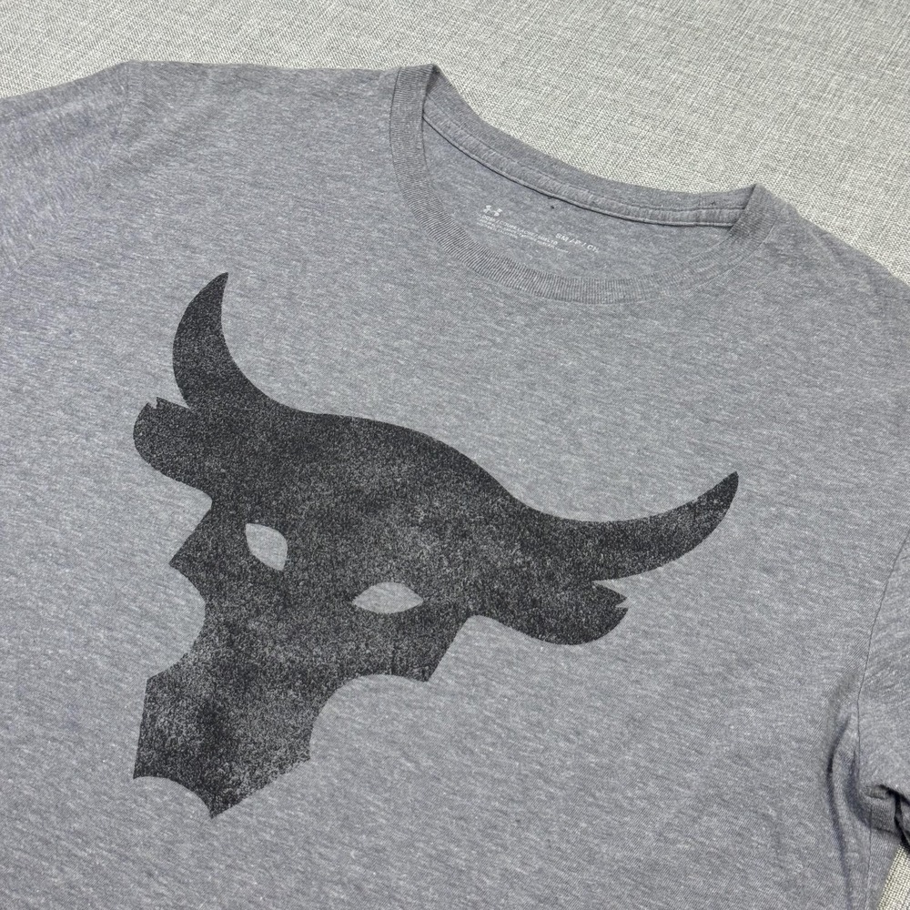 Under Armour Project Rock Gym T-Shirt Mens‎ S Gray Bull Graphic Crew Neck